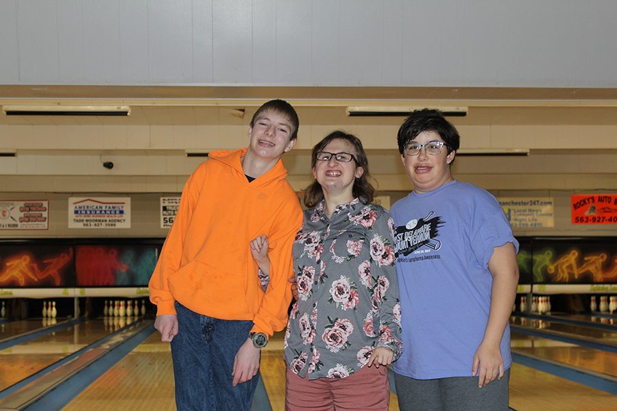 Hunter Slaymaker (10), Rachel Sunne (12), and Shelby DeSotel (12) are a happy trio of bowlers.
