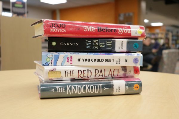 Students enjoy many contemporary novels.